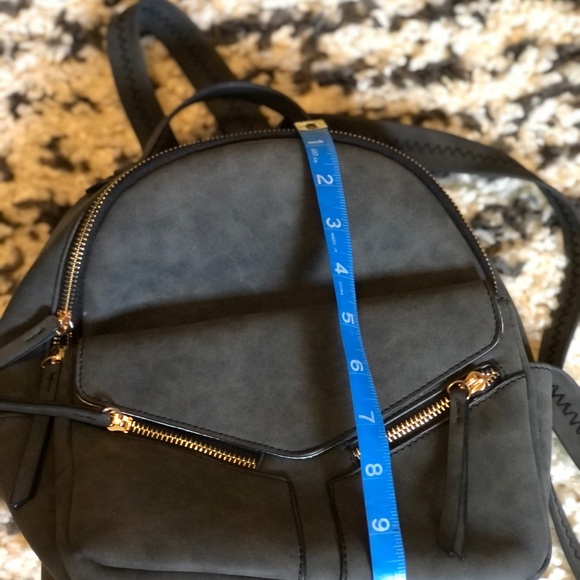 Sold NYC Mini Backpack - Picture 4 of 6